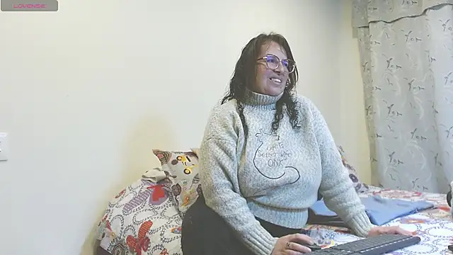 honeyhot paty online show from 27, 2, 2025