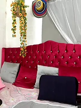 Snapshot of Angelicvill chatting on 13, 10, 2025 Angelicvill online show from 13, 10, 2025