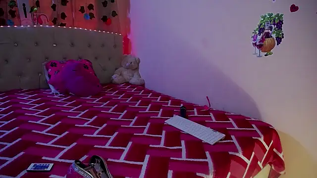 Snapshot of ashlei_ chatting on 8, 12, 2024 ashlei online show from 8, 12, 2024