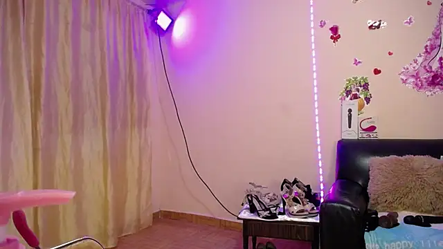 Snapshot of ashlei_ chatting on 12, 1, 2025 ashlei online show from 12, 1, 2025