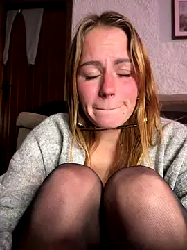 selenaluvv online show from 20, 12, 2025