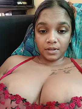 Snapshot of Indianqueen03 chatting on 26, 6, 2026 Indianqueen03 online show from 26, 6, 2026