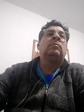 Snapshot of karatecobrakay2012 chatting on 12, 6, 2026 karatecobrakay2012 online show from 12, 6, 2026