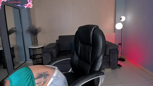 AlessaRomero online show from 17, 3, 2025