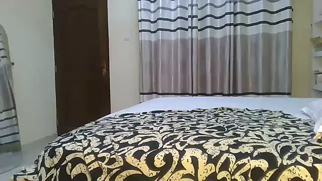 Snapshot of Fine_assie chatting on 21, 6, 2026 Fine assie online show from 21, 6, 2026