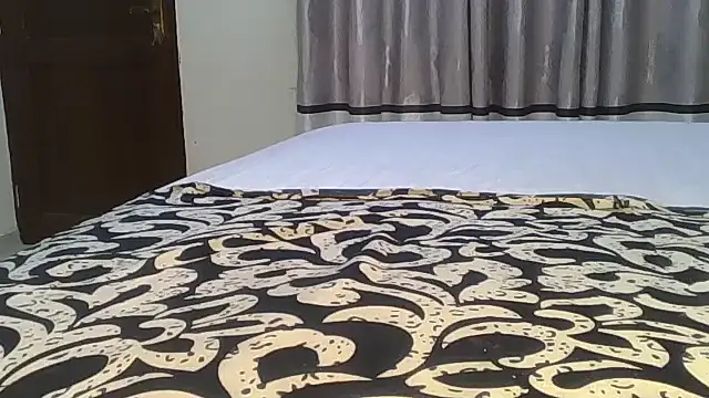 Snapshot of Fine_assie chatting on 26, 6, 2026 Fine assie online show from 26, 6, 2026