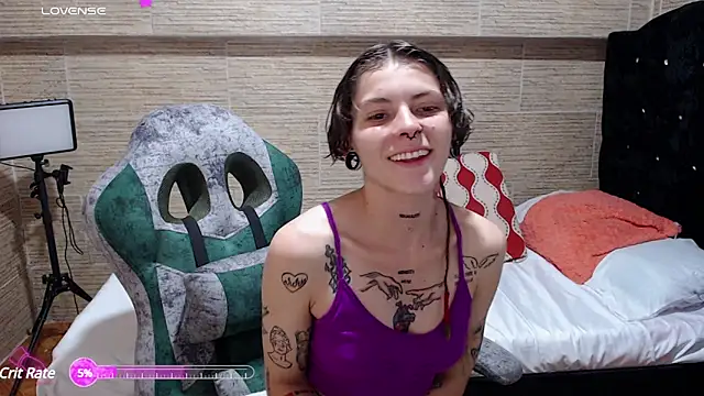 pretty cristal69 online show from 4, 2, 2025