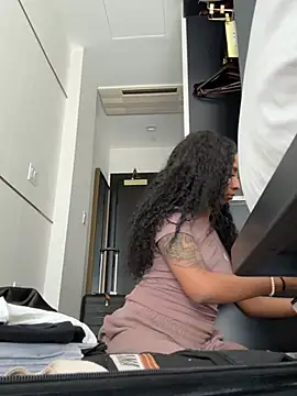 Your Paris online show from 23, 2, 2026