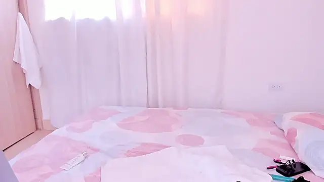 Snapshot of california_0 chatting on 7, 2, 2025 california 0 online show from 7, 2, 2025