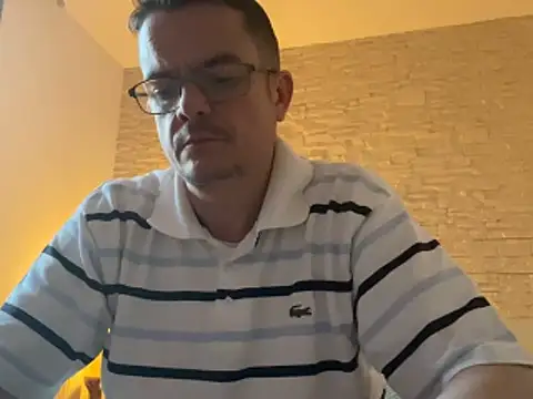 Snapshot of deskriptive chatting on 25, 5, 2026 deskriptive online show from 25, 5, 2026