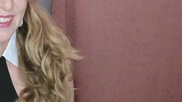 SusannaGlam John online show from 16, 12, 2025