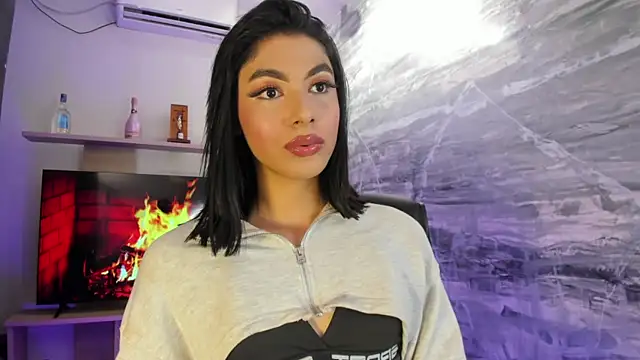 IsabelleFoxx  online show from 11, 1, 2025