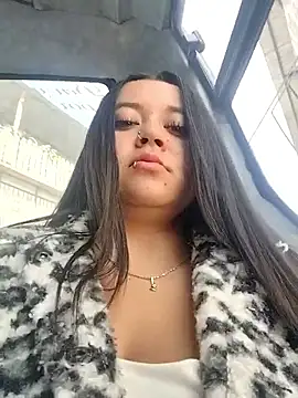 Snapshot of Cristal__04 chatting on 12, 6, 2026 Cristal 04 online show from 12, 6, 2026