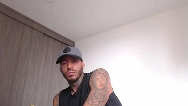 Snapshot of mulatos16 chatting on 16, 12, 2024 mulatos16 online show from 16, 12, 2024