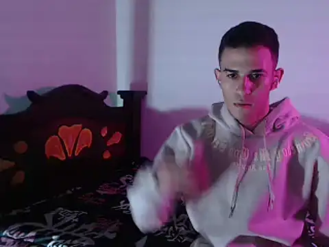 isaaclatino online show from 13, 12, 2024