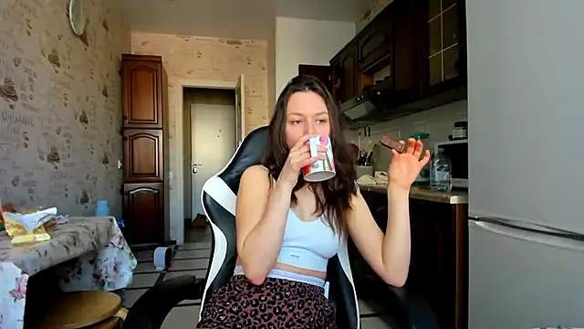 Adela Vetta online show from 27, 2, 2025