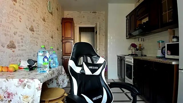 Adela Vetta online show from 28, 2, 2025