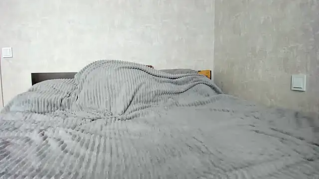 Adela Vetta online show from 3, 3, 2025