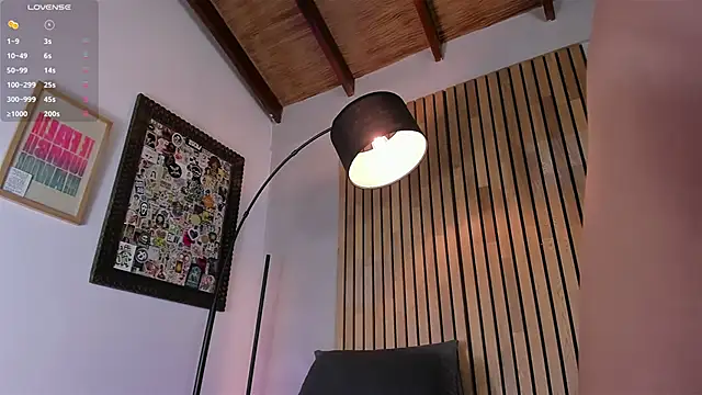 Snapshot of honeyhot69__ chatting on 7, 3, 2025 honeyhot69 online show from 7, 3, 2025