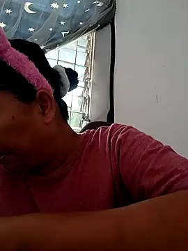 Snapshot of Fon_Bigboobs chatting on 14, 9, 2025 Fon Bigboobs online show from 14, 9, 2025