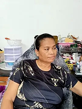 Snapshot of Fon_Bigboobs chatting on 14, 10, 2025 Fon Bigboobs online show from 14, 10, 2025