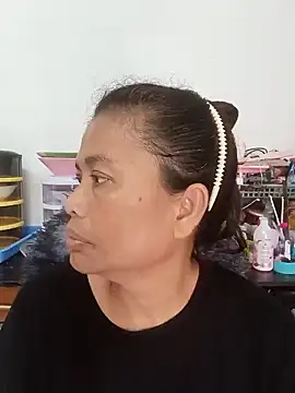 Snapshot of Fon_Bigboobs chatting on 31, 10, 2025 Fon Bigboobs online show from 31, 10, 2025