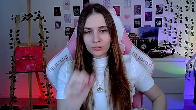 AliceCharmy online show from 10, 9, 2025