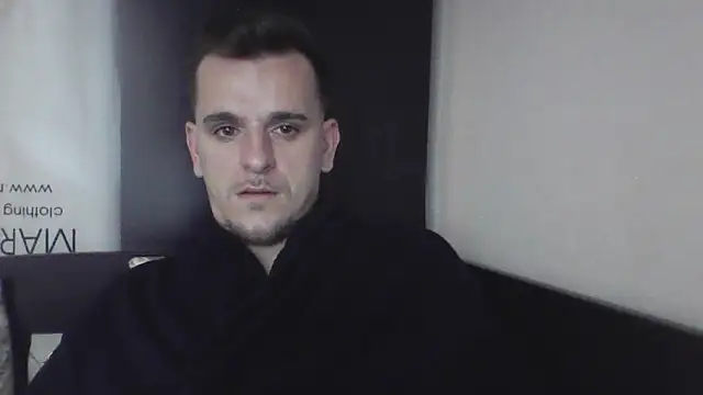 Snapshot of Huge_cock22cm chatting on 24, 1, 2025 Huge cock22cm online show from 24, 1, 2025