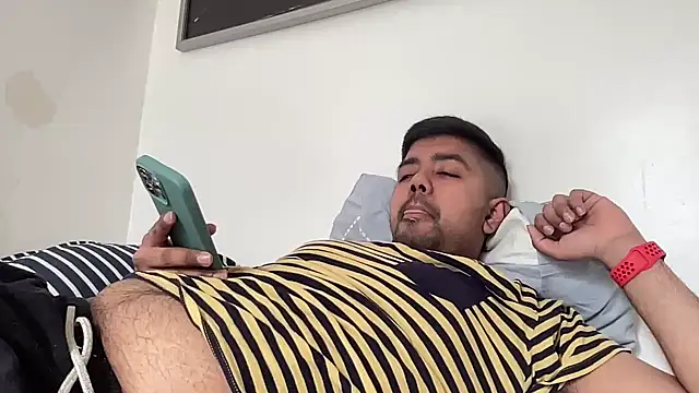 Snapshot of PRANDABOI27 chatting on 13, 3, 2025 PRANDABOI27 online show from 13, 3, 2025