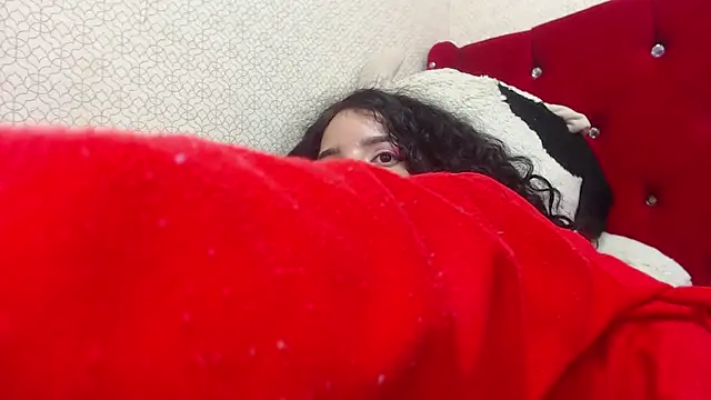 EmmaCowperr online show from 3, 2, 2025