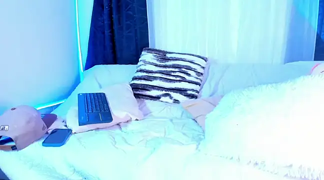 Josep Davies online show from 18, 2, 2025