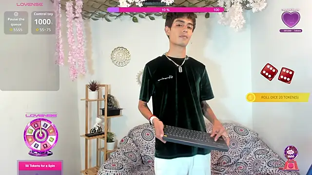 oliverhot2005 online show from 9, 9, 2025