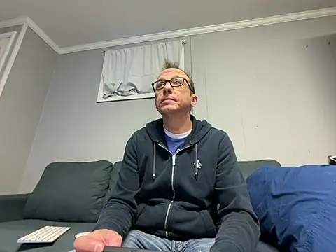 mouser21212 online show from 28, 1, 2025