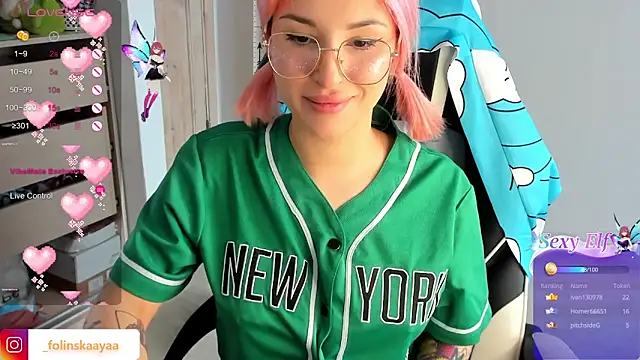 Snapshot of folinskayyya chatting on 30, 1, 2025 folinskayyya online show from 30, 1, 2025
