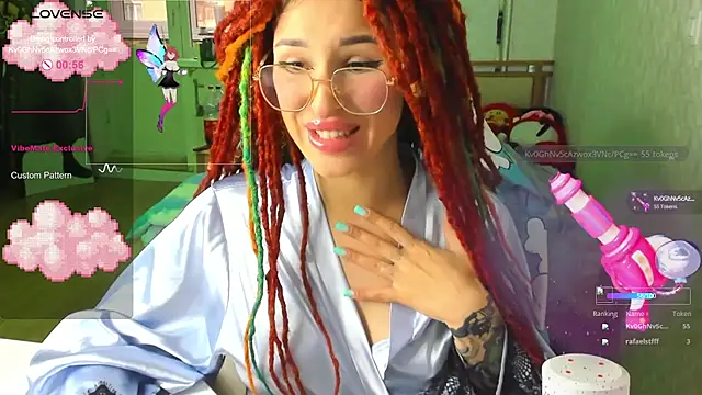Snapshot of folinskayyya chatting on 12, 9, 2025 folinskayyya online show from 12, 9, 2025