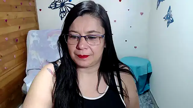 Snapshot of lilisa777 chatting on 4, 10, 2025 lilisa777 online show from 4, 10, 2025