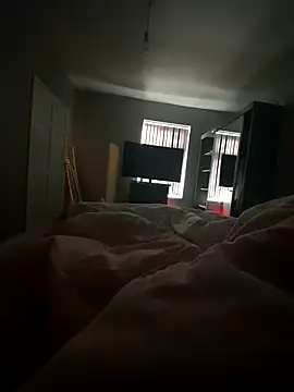 roxy bigtits1 online show from 11, 1, 2025