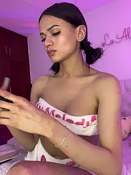 alee lenoxx online show from 18, 3, 2025