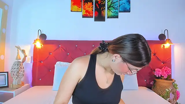 Ruth harvey  online show from 26, 9, 2025