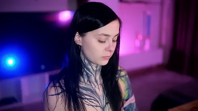 Snapshot of AcidPie chatting on 11, 11, 2025 AcidPie online show from 11, 11, 2025