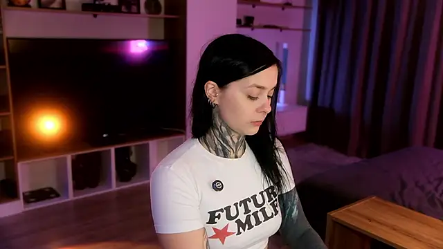 Snapshot of AcidPie chatting on 2, 12, 2025 AcidPie online show from 2, 12, 2025