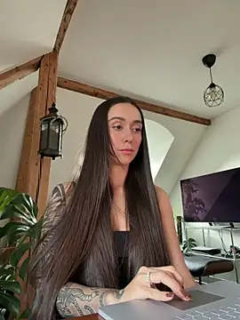 Snapshot of emiliasommer chatting on 12, 6, 2026 emiliasommer online show from 12, 6, 2026