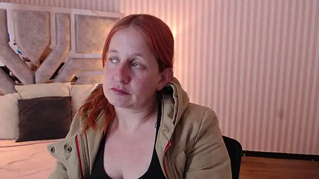 ViioletaMora online show from 18, 3, 2025