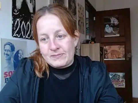 Snapshot of ViioletaMora chatting on 25, 6, 2026 ViioletaMora online show from 25, 6, 2026
