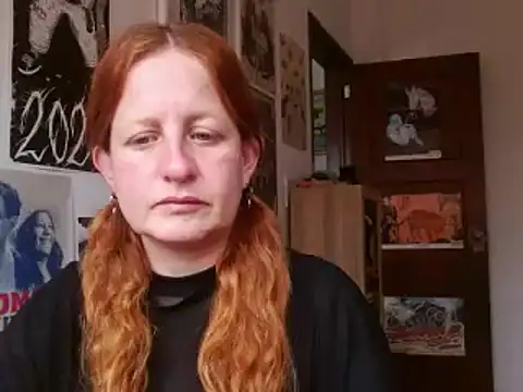 Snapshot of ViioletaMora chatting on 18, 7, 2026 ViioletaMora online show from 18, 7, 2026