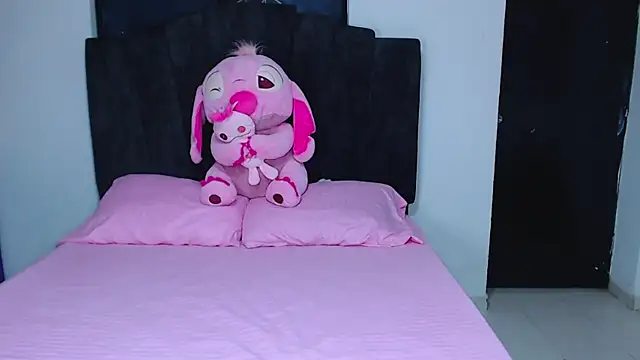 Snapshot of Ariel_Zeo1 chatting on 26, 2, 2026 Ariel Zeo1 online show from 26, 2, 2026