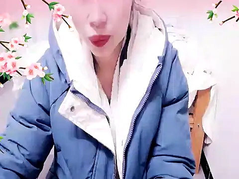 Snapshot of xiaoxuer chatting on 8, 2, 2025 xiaoxuer online show from 8, 2, 2025