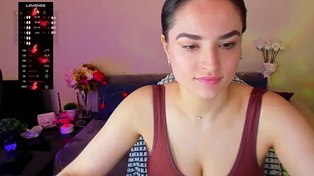 Snapshot of Camilla__one__ chatting on 5, 2, 2025 Camilla one online show from 5, 2, 2025