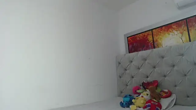 Snapshot of Melody_phillips2 chatting on 11, 1, 2025 Melody phillips2 online show from 11, 1, 2025