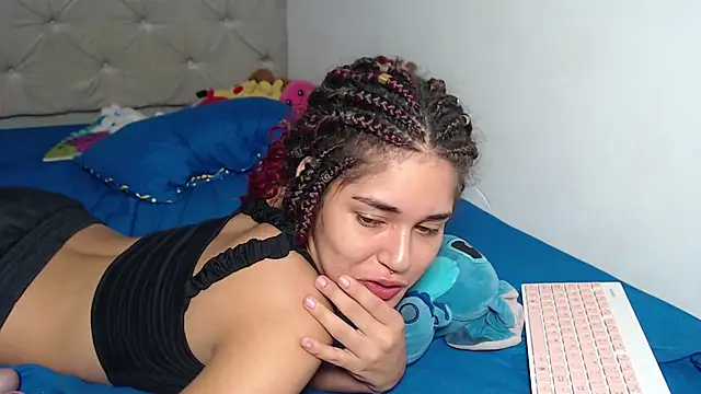 Snapshot of Melody_phillips2 chatting on 11, 9, 2025 Melody phillips2 online show from 11, 9, 2025